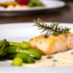 Filé de Truta com Molho de Alcaparras