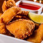 Frango empanado com molho agridoce