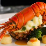 Lagosta Recheada à Francesa