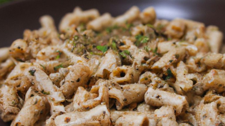 Receita de Macarrão integral com funghi Secchi vegano