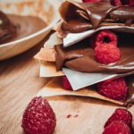 Mil-folhas de chocolate com framboesas