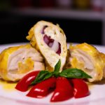 Peito de Frango Recheado com Queijo