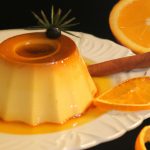 Pudim com Licor e Molho de Laranja
