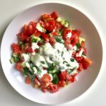 Salada Colorida ao Molho de Iogurte