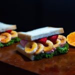 Sanduíche de Camarão com Frutas