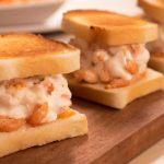 Sanduíche de Camarão Gratinado