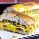 Sanduíche de Filé à Milanesa com Molho Especial