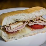 Sanduíche de Peito de Frango Cozido