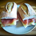 Sanduíche de Pêra e Presunto de Parma