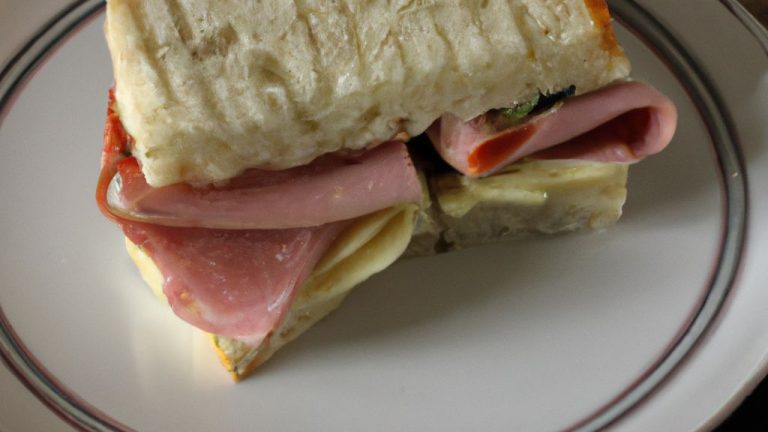 Receita de Sanduíche de Presunto à Francesa