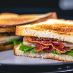 Sanduíche de Ricota com Bacon