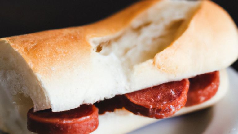 Receita de Sanduíche de Salame ao Forno
