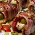 Rocambole de carne moída com bacon