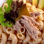 Salada de Macarrão Integral com Atum e Azeitonas