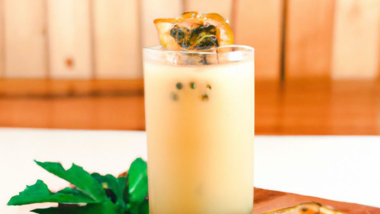 Suco de abacaxi com maracujá e capim santo