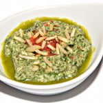 Talharim ao molho pesto