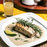 Tender Suíno com Calda de Maracujá