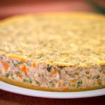 Torta Fit de Frango com Massa de Aveia