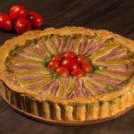 Torta salgada de calabresa e bacon