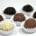 Trufas de Chocolate e Tâmaras