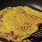 Omelete Recheado com Presunto e Queijo
