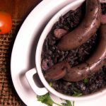 Feijão Preto com Linguiça Toscana