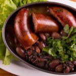 Feijoada com Linguiça Toscana