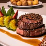 File Mignon Suíno Assado Com Abacaxi