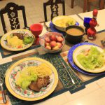 Salada de morangos com queijo brie