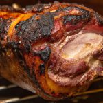 Leitão Assado Inteiro Na Brasa