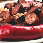 Linguiça de Churrasco no Feijão
