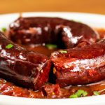 Linguiça Toscana no Feijão Preto