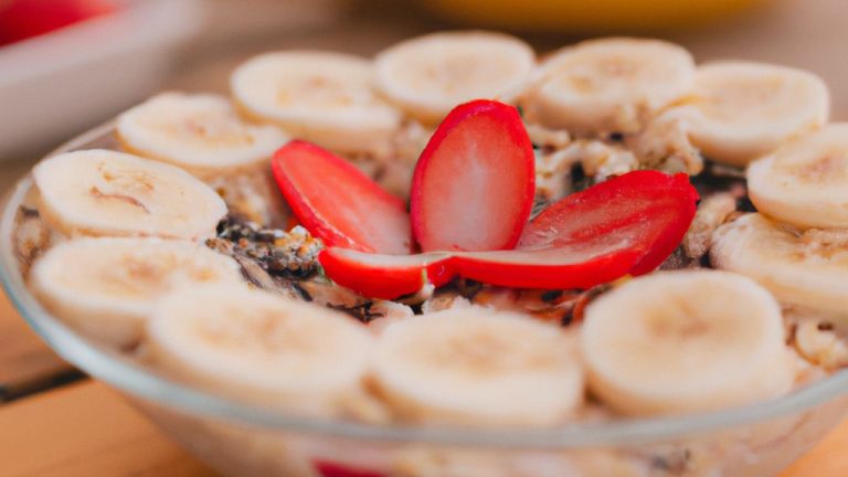 Mingau De Aveia Com Banana E Morango