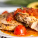 Bisteca de Porco com Molho de Tomate