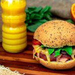 Bolo de banana com aveia