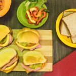 Bolo de cenoura com cobertura de chocolate