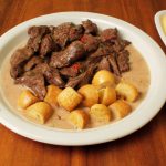 Buraco Quente com Carne Desfiada