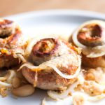 Almôndegas Recheadas com Mussarela ao Molho