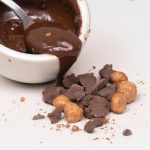 Amendoim com Chocolate e Leite Condensado