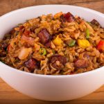 Arroz Temperado com Bacon, Calabresa e Cenoura