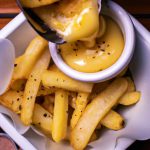 Batatas Fritas com Queijo