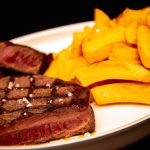 Bife Acebolado com Fritas