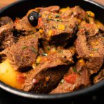 Bife de panela acebolado