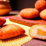 Bolinho Boliviano de Frango