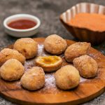 Bolinho de Aipim com Carne Moída