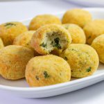 Bolinho de Arroz com Espinafre Assado