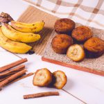 Bolinho de Banana com Canela