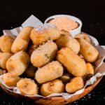 Bolinho de Banana Frito