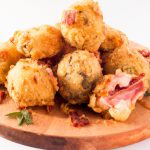 Bolinho de Batata com Queijo e Bacon