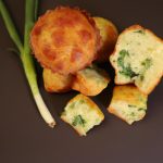 Bolinho de Brócolis com Queijo